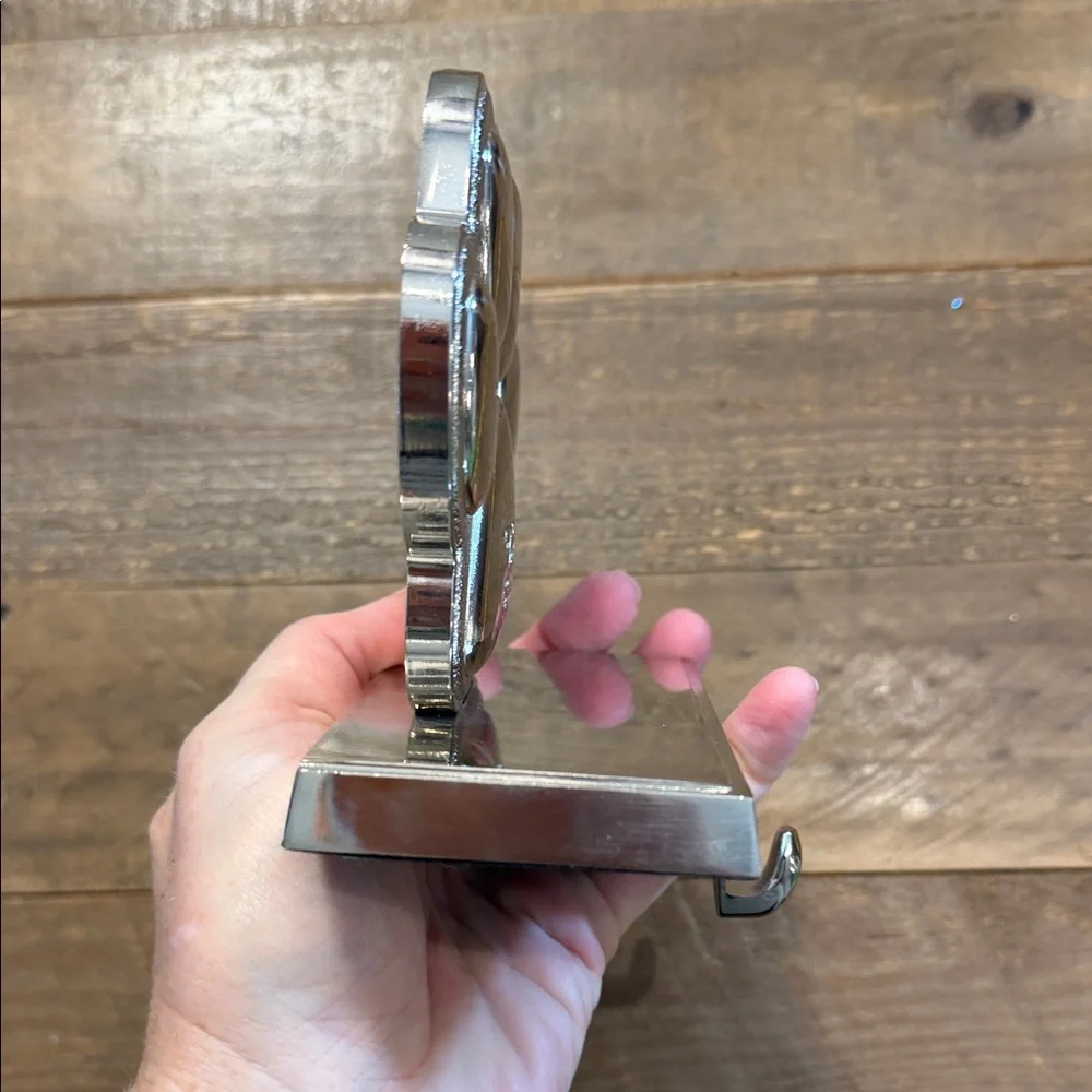 Silver Paw Print Stocking Holder - Picture 4 of 7